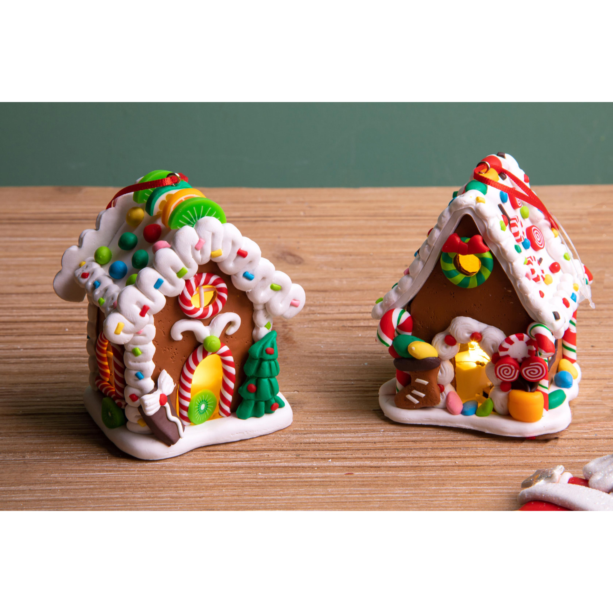 Set Di 2 Casette Ginger Bread Con Led. Altezza 9,5 Cm - Pezzi 2 - 7X9,5X7cm - Colore: Altro - Bianchi Dino - Articoli Natalizi