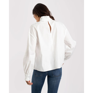 Blusa manga larga con canesú delantero