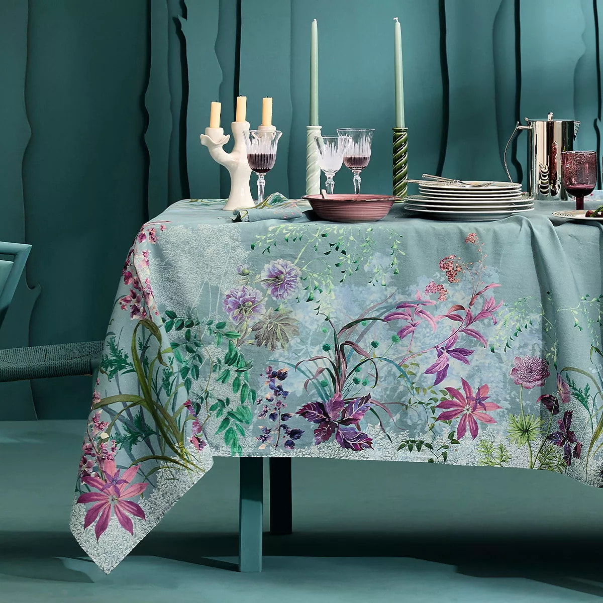 Nappe lin & coton lavé 150 g/m² imprimé bleu violet Ombres boisees givre