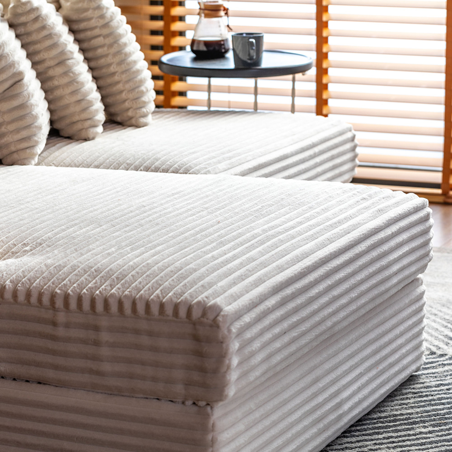 KENDARI Canapé d'angle 2/3 places assise profonde en velours côtelé beige