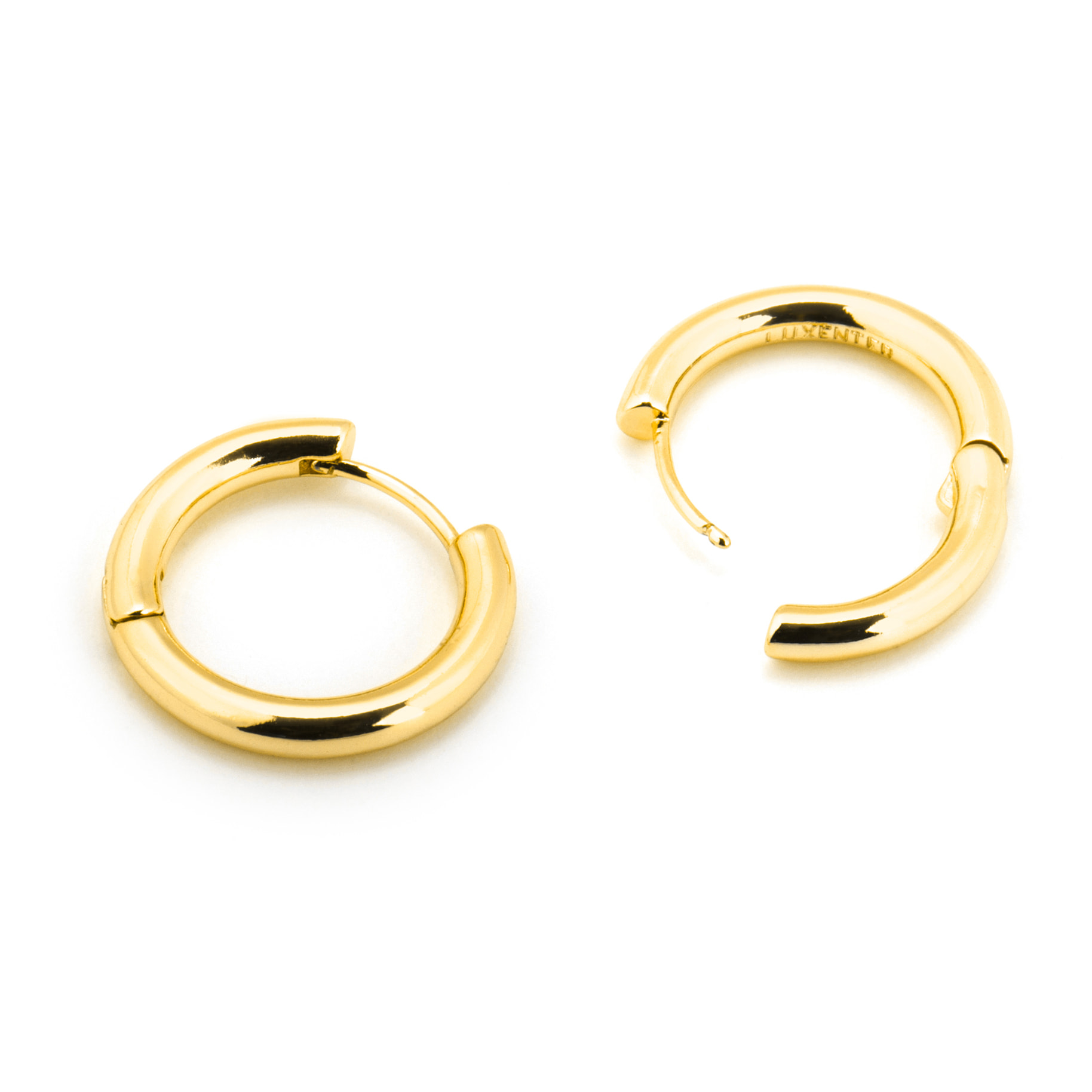 Pendientes de 19mm de diámetro con Circonita Brillante acabado oro amarillo de 18K