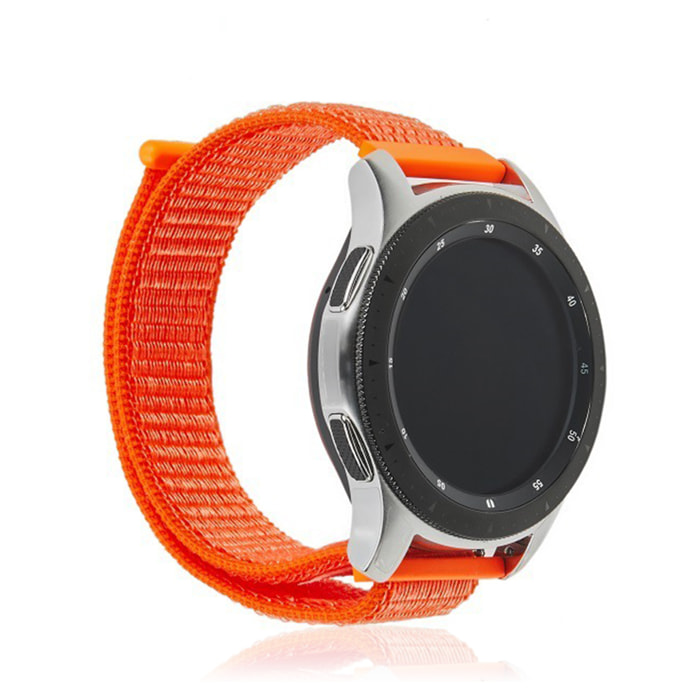 Cinturino in nylon universale per orologi da 20 mm. Sistema di sgancio rapido di facile sostituzione.