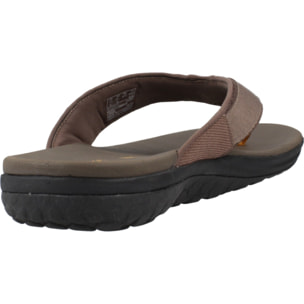 Sandalias Hombre de la marca CLARKS  modelo STEP BEAT DUNE Brown