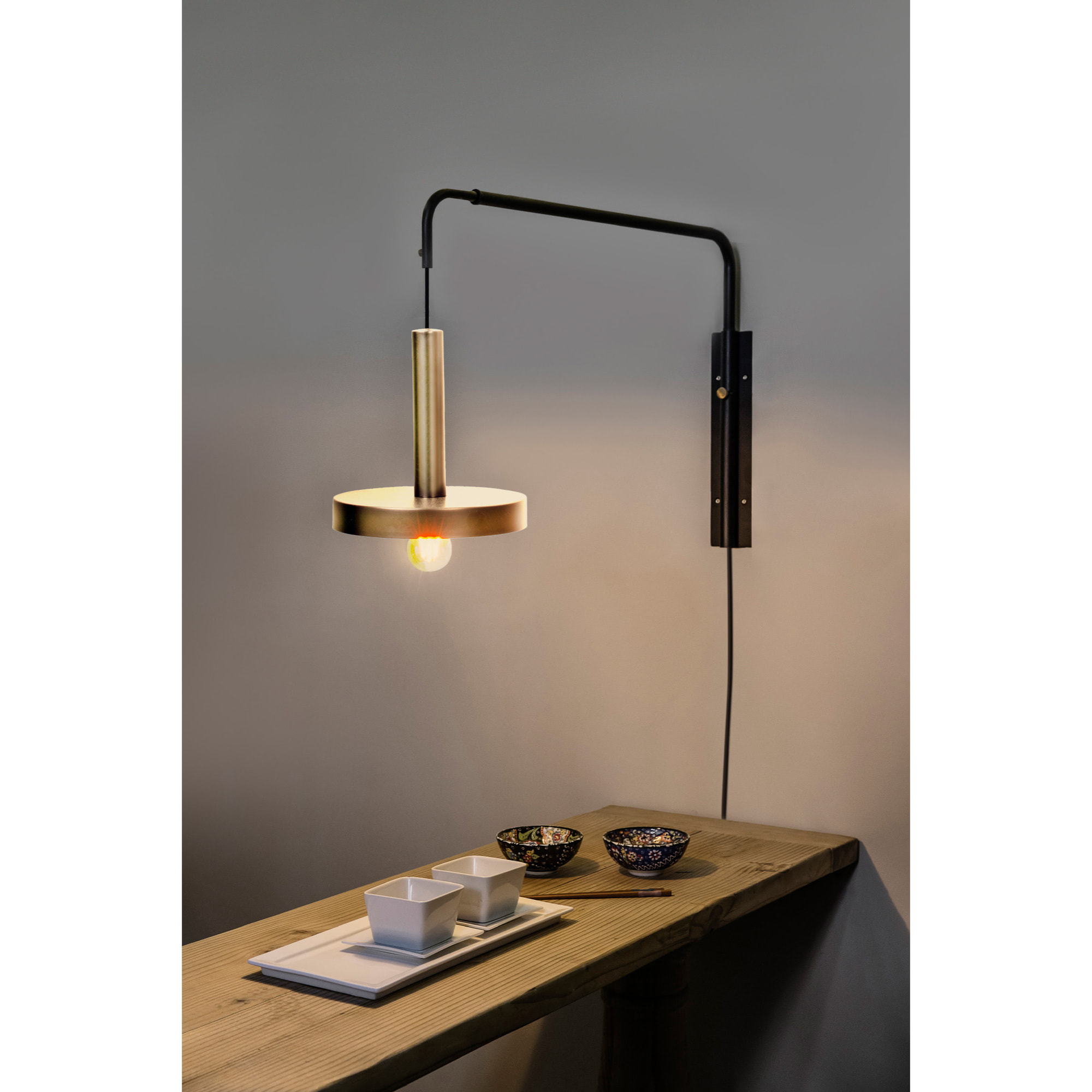 WHIZZ Lampe applique extensible or satiné et noire