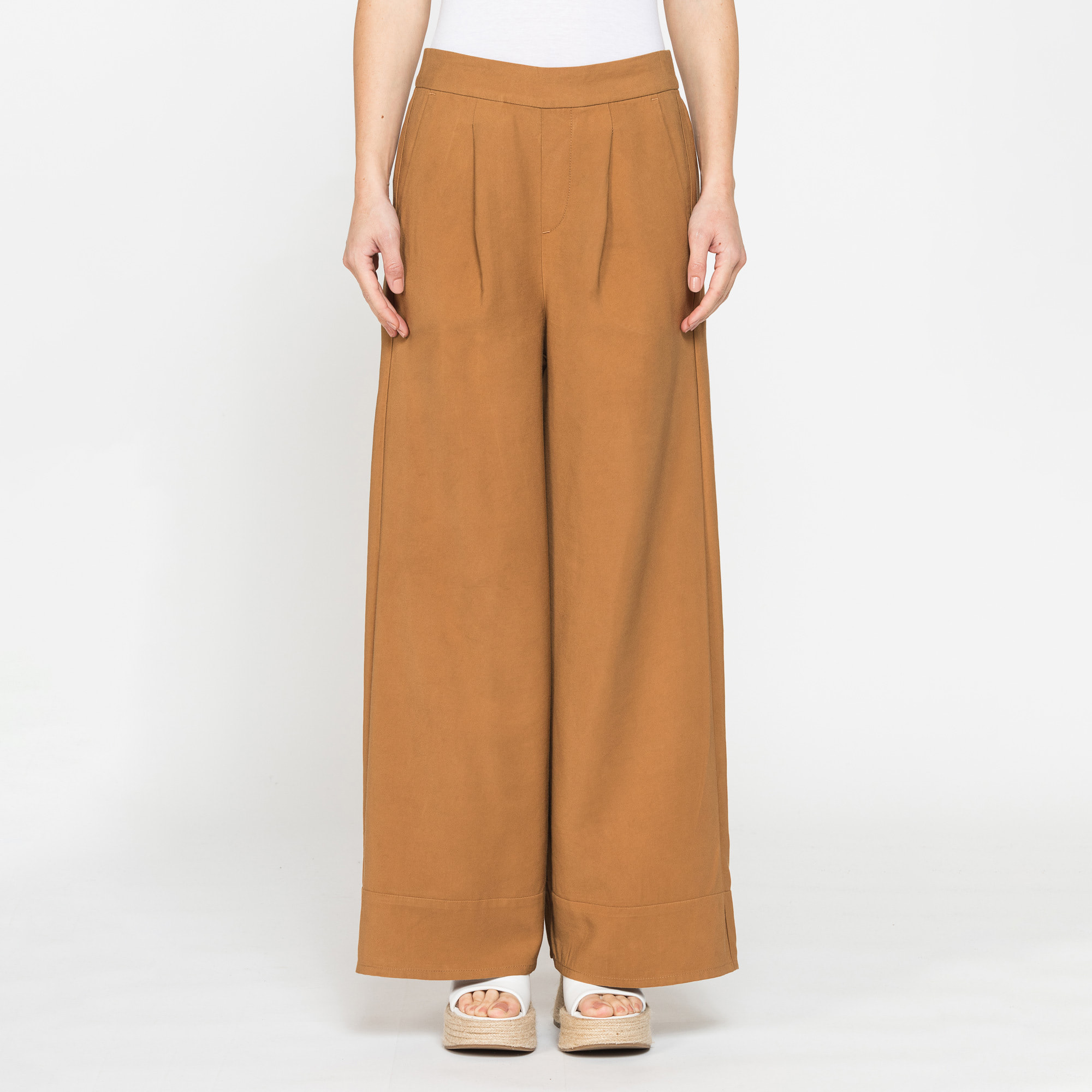 JEANS A PALAZZO IN MISTO VISCOSA. COMFORT FIT