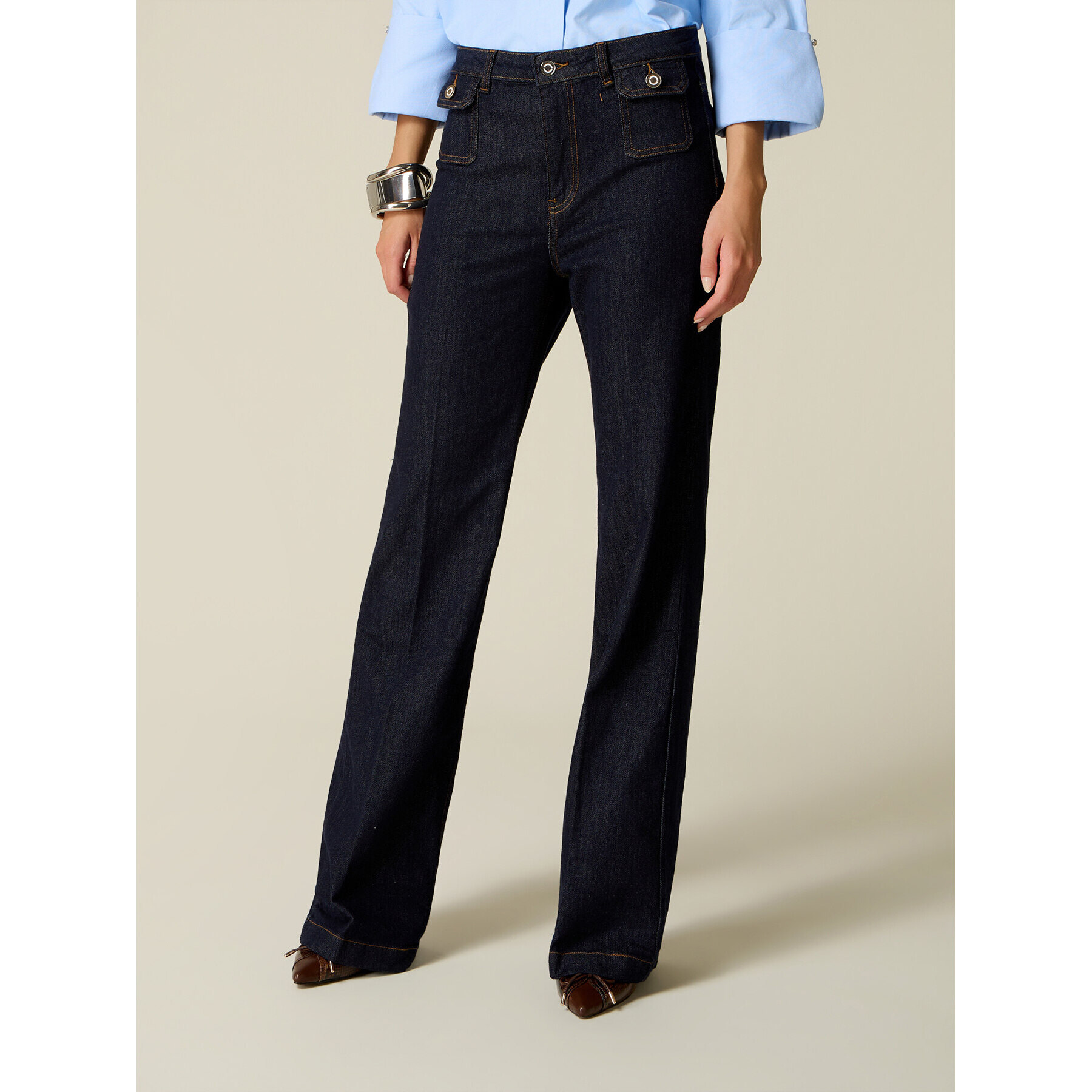 Oltre - Jeans flare con tasche a patta - Blu