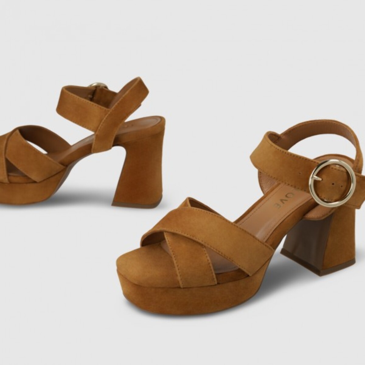 SANDALIAS MARRONES PE4701