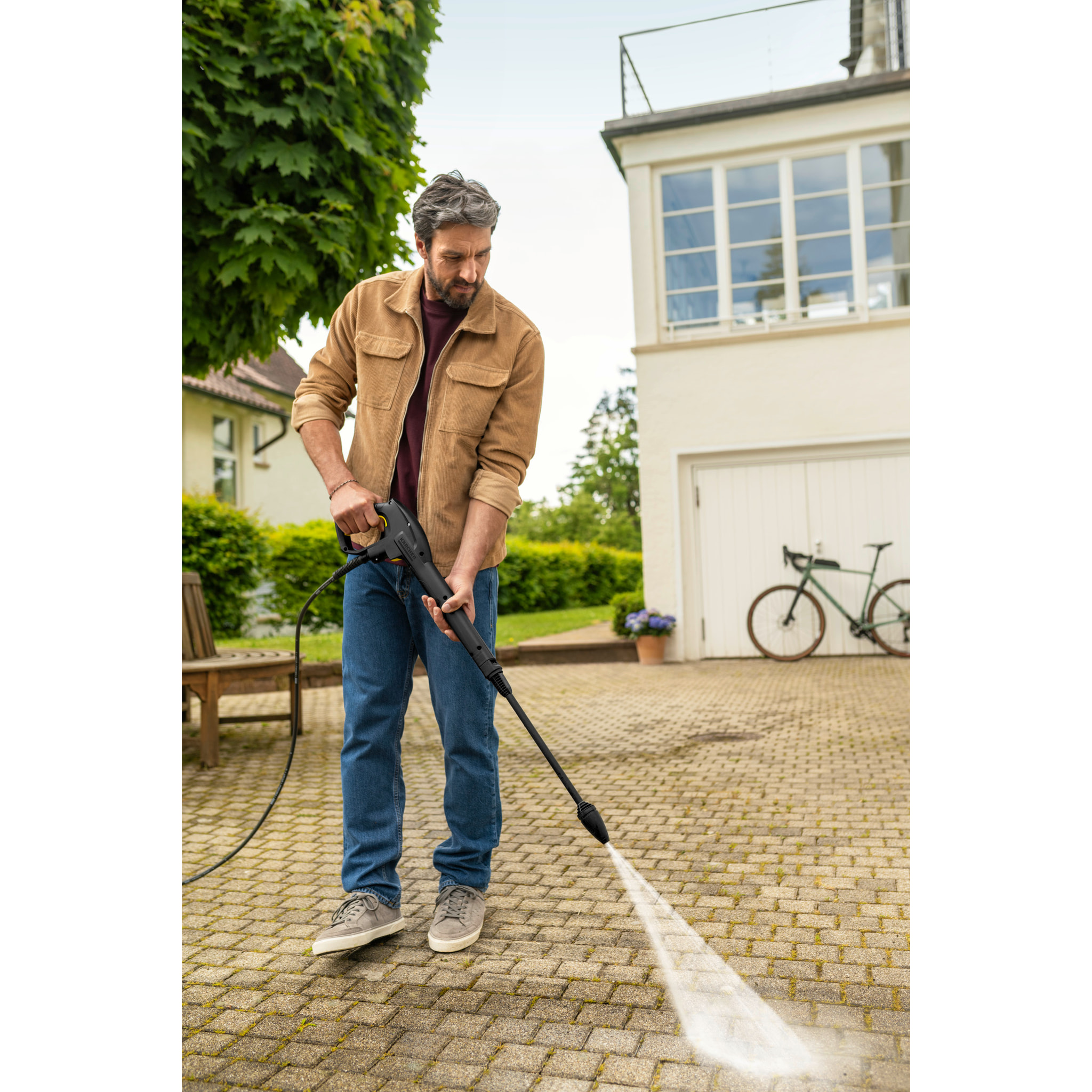 Nettoyeur haute pression Karcher K 5 FJ - Pression 145 bar- Débit 500 l/h- Buse à jet plat