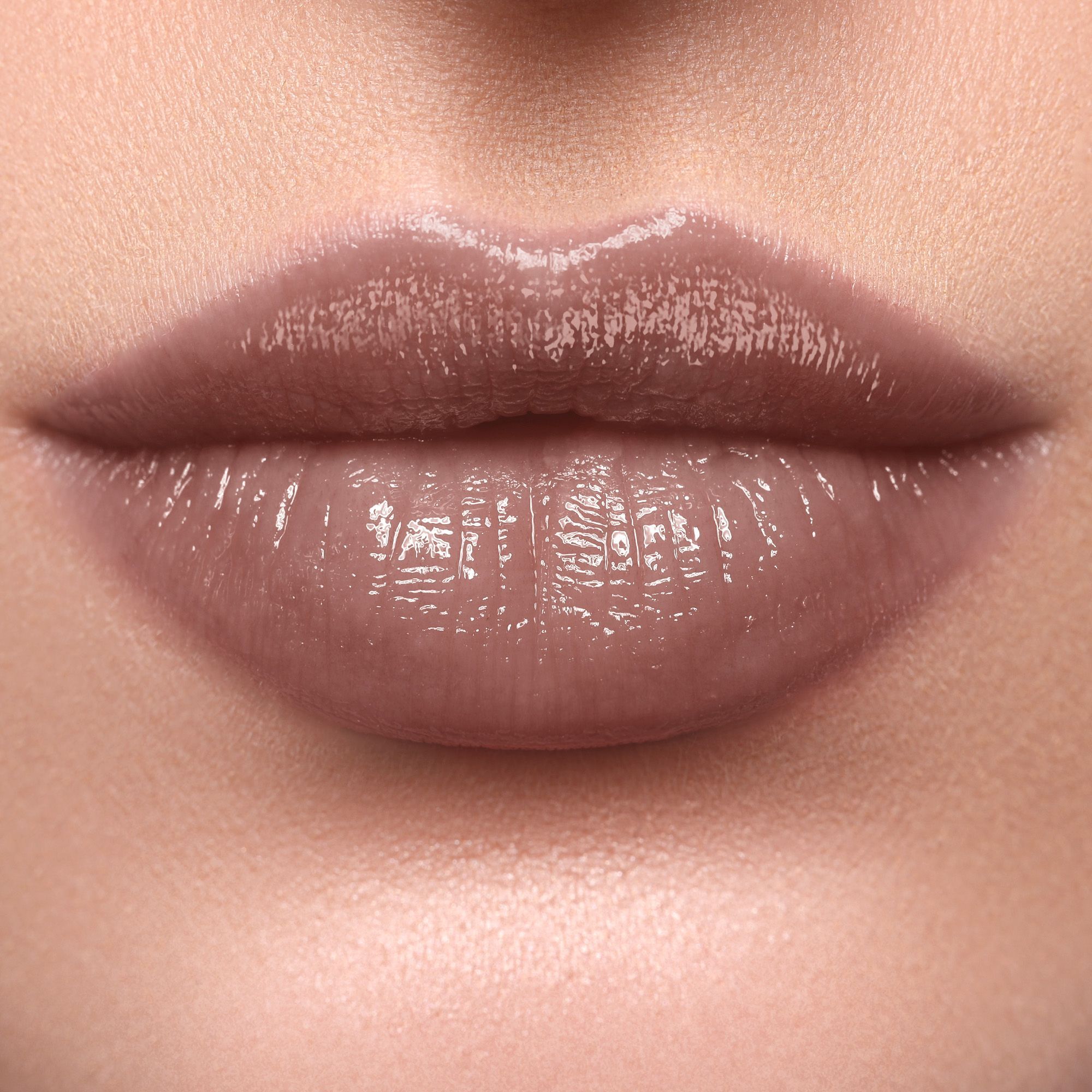 HYDRASHEER GLOSSY LIPSTICK Rossetto dal finish glossato