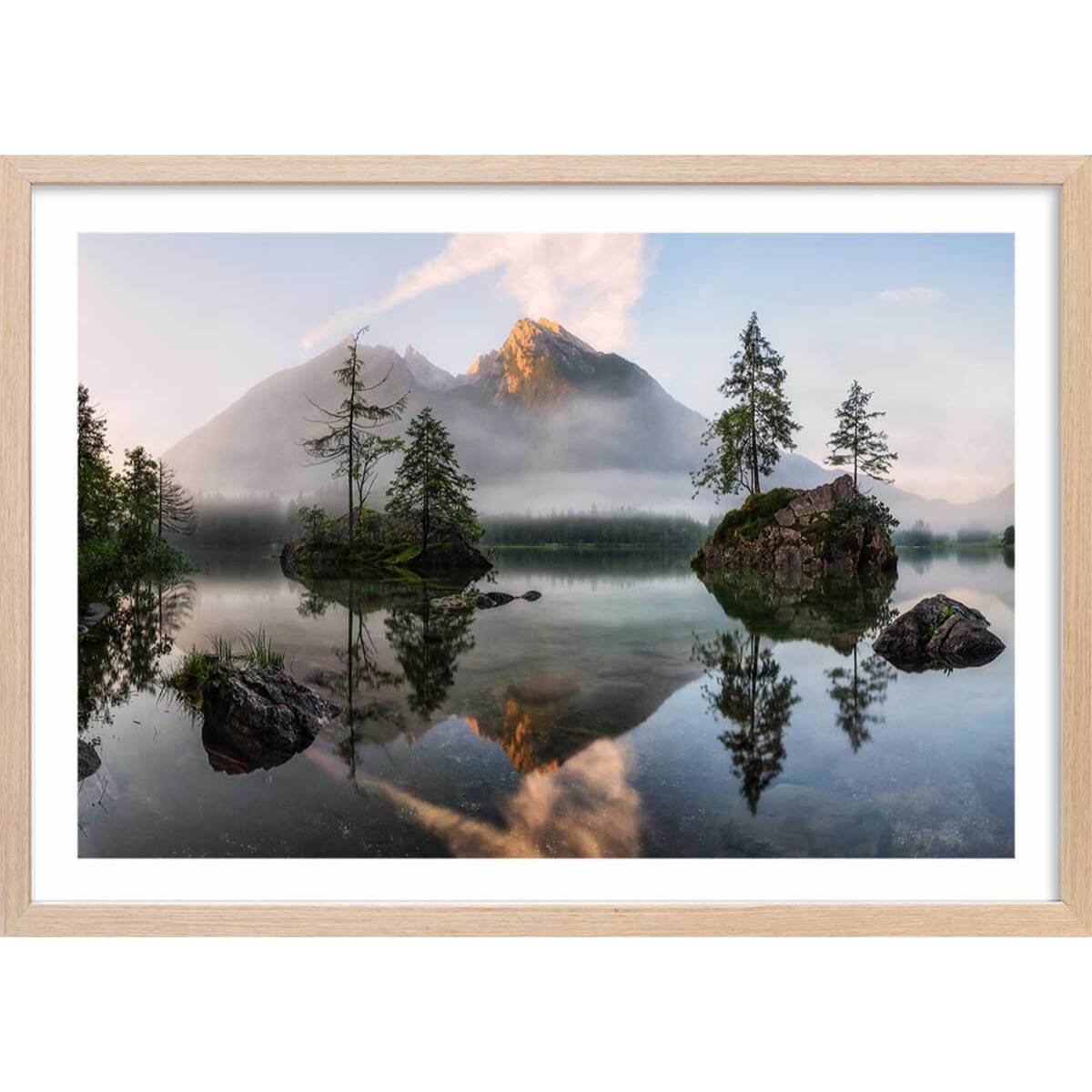 Affiche nature's awakening Affiche + cadre en bois - Chêne