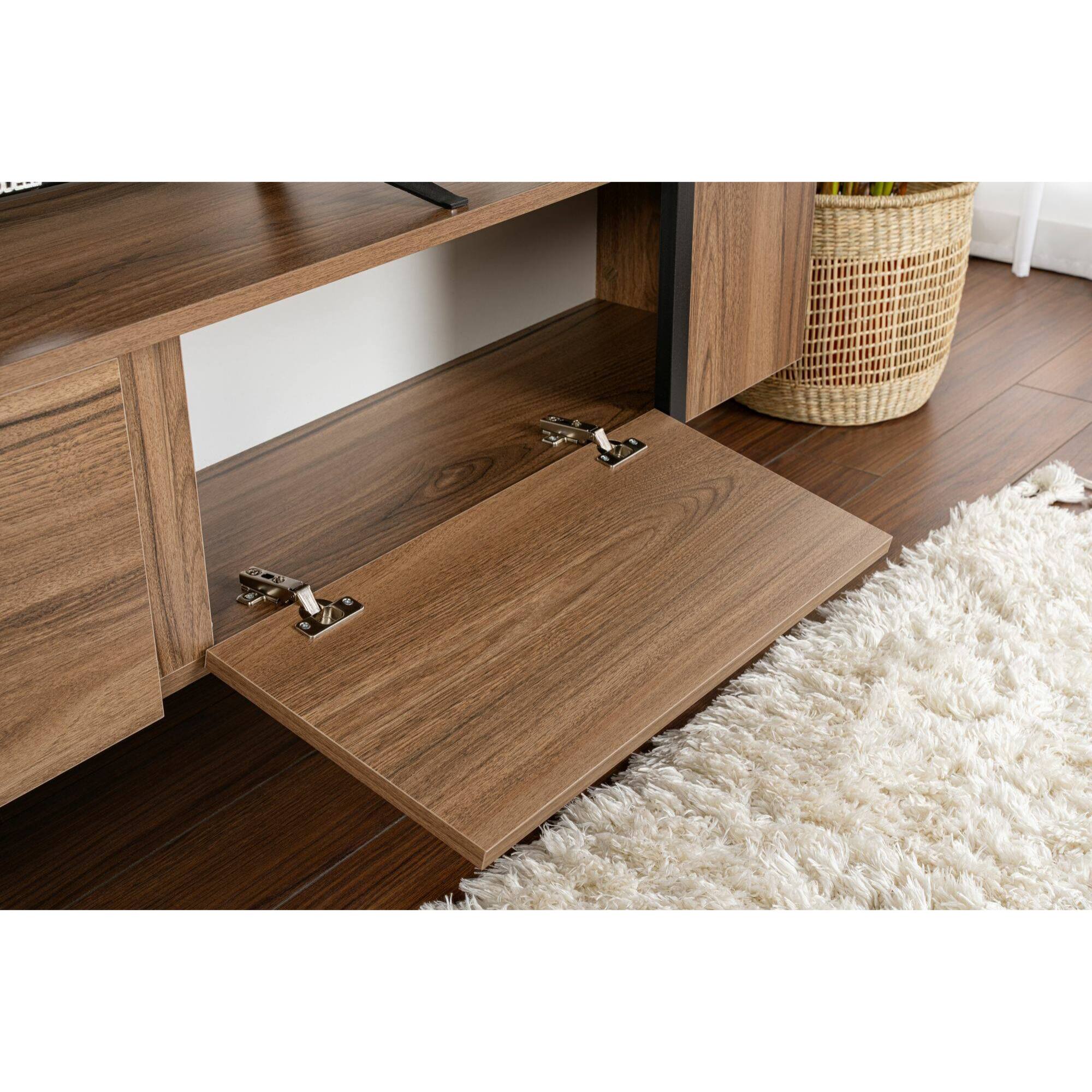 Mobile porta TV Tarquin, Credenza da soggiorno, Armadio basso per TV, Base parete attrezzata, 180x30 h50 cm, Noce e Nero