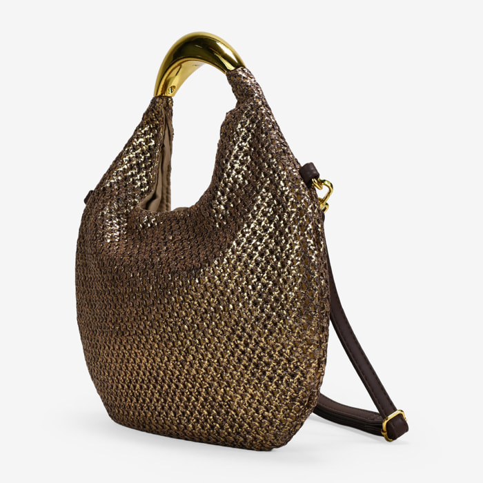 Bolso de mano dorado en rafia con metal
