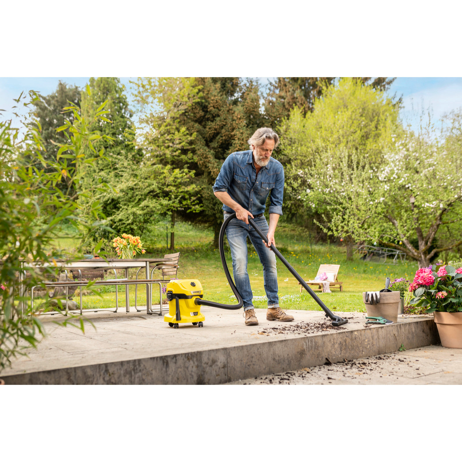 Aspirateur eau et poussière sans fil Karcher WD 2-18 Battery Set V-12/18 - Batterie 18V- Capacité 12L- Batterie et chargeur inclus