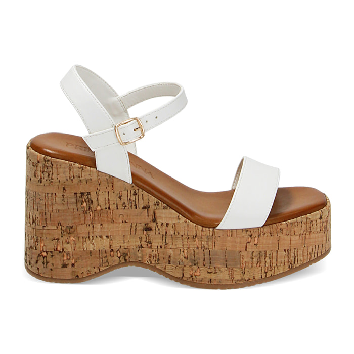 Sandalias con cuña blancas