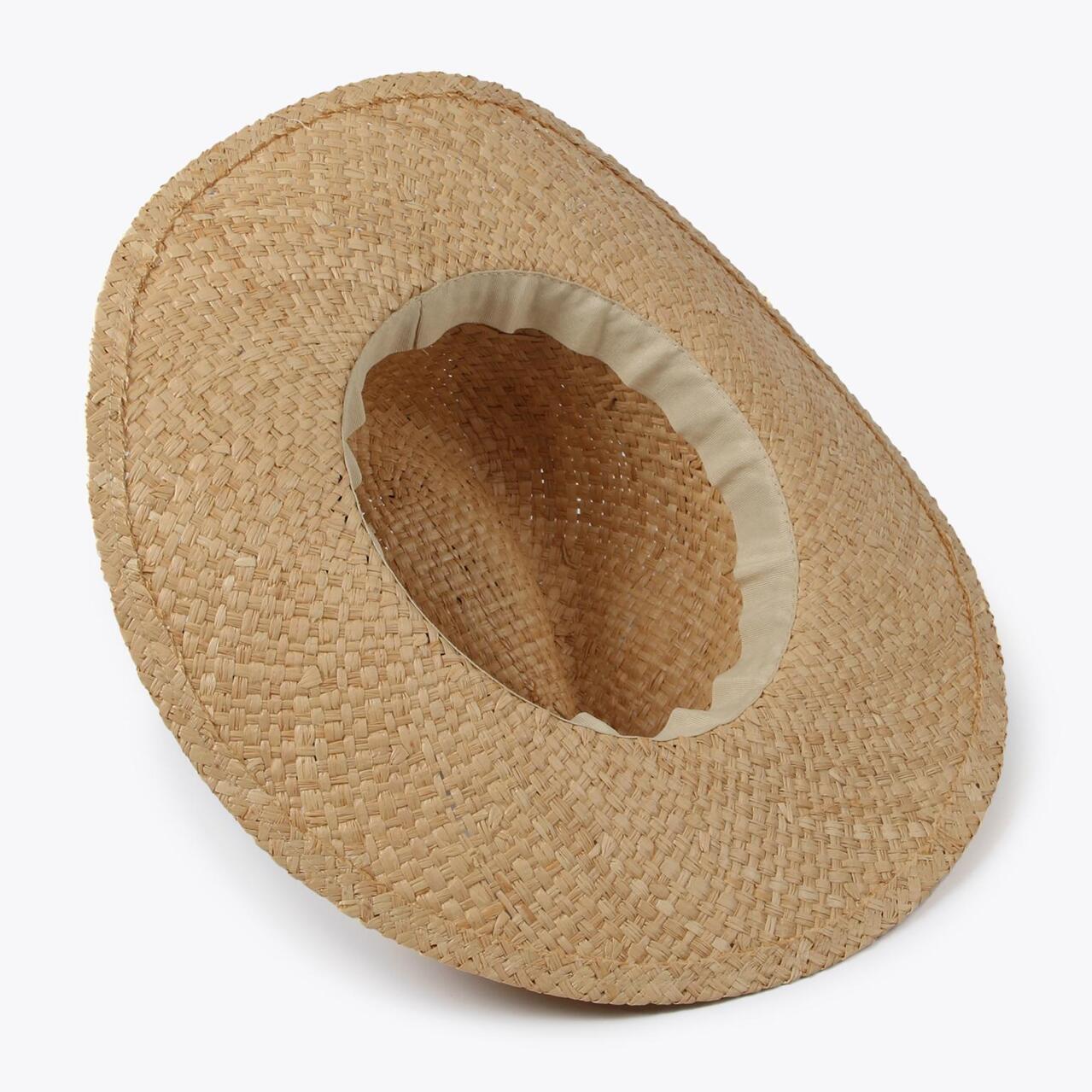 Cappello a tesa larga con foulard