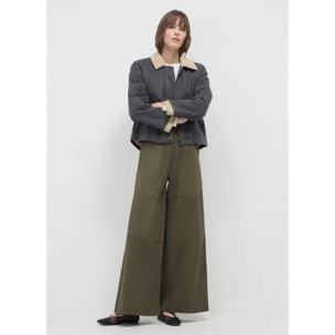 Pantaloni wide leg tasche applicate