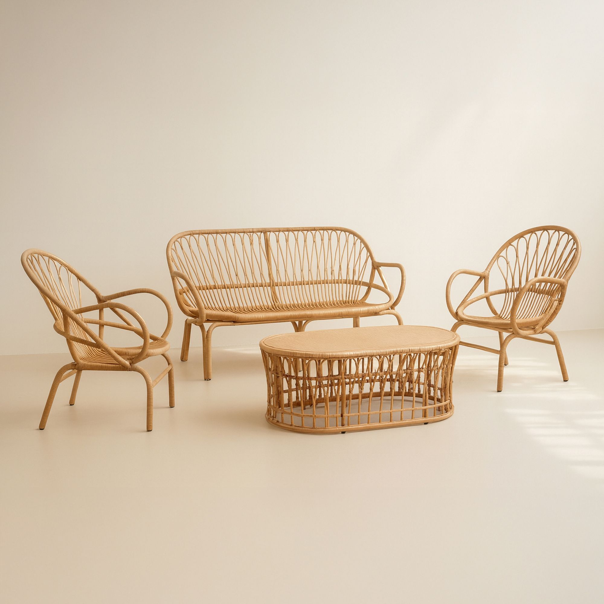 Salon de jardin en rotin tressé et métal  CAYMAN