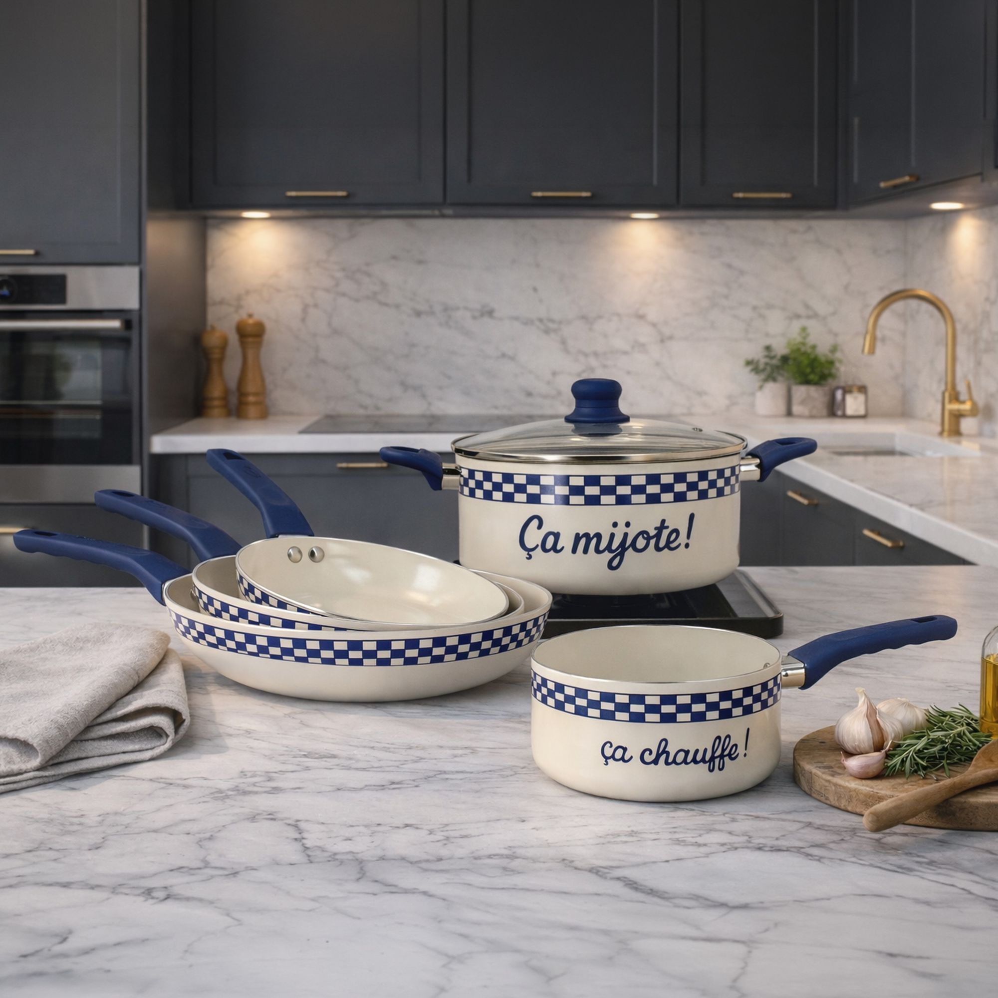 Batterie de cuisine 5 pièces en aluminium recyclé bleu - tout feux GINETTE