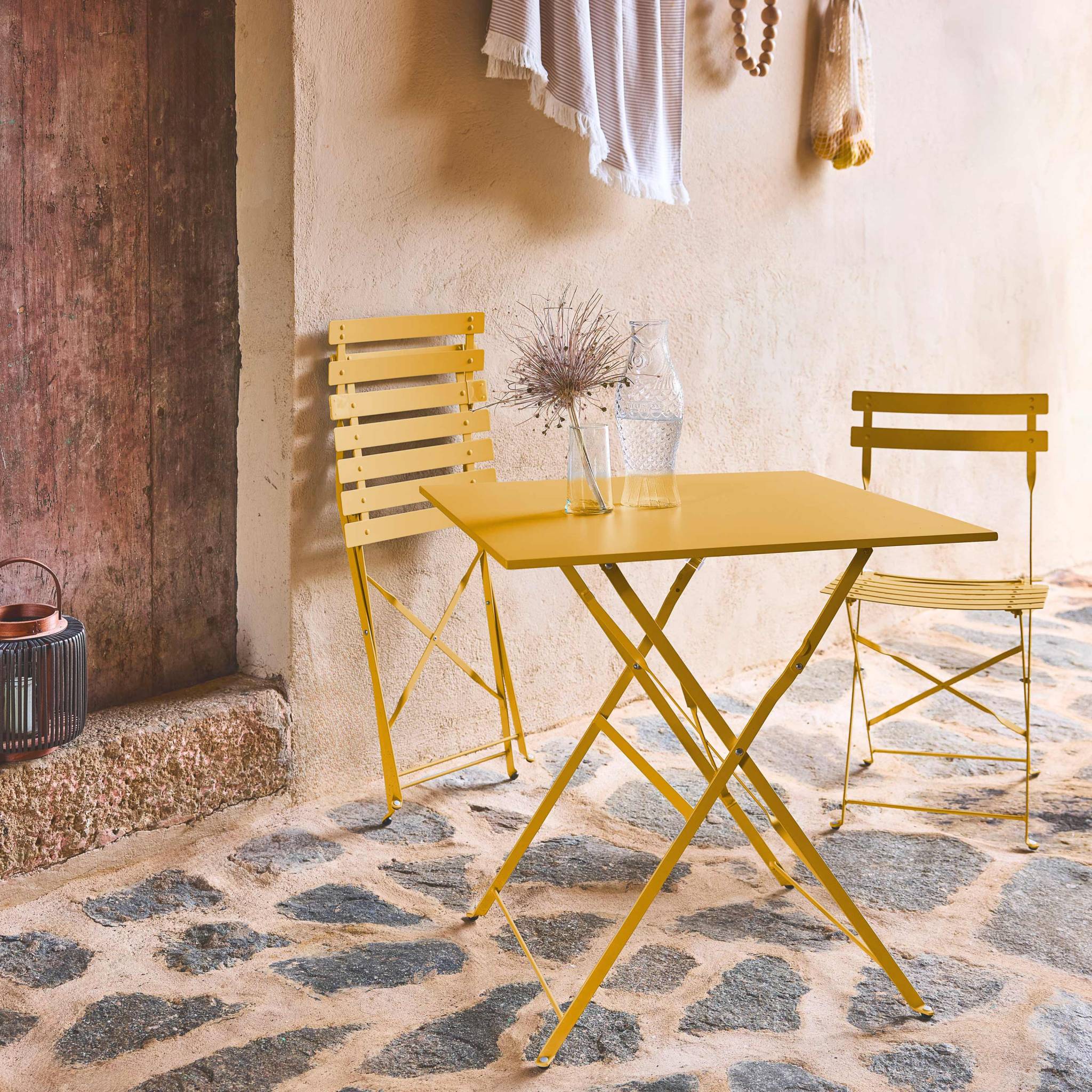 Table de jardin bistrot pliante métal + 2 assises EMILIA