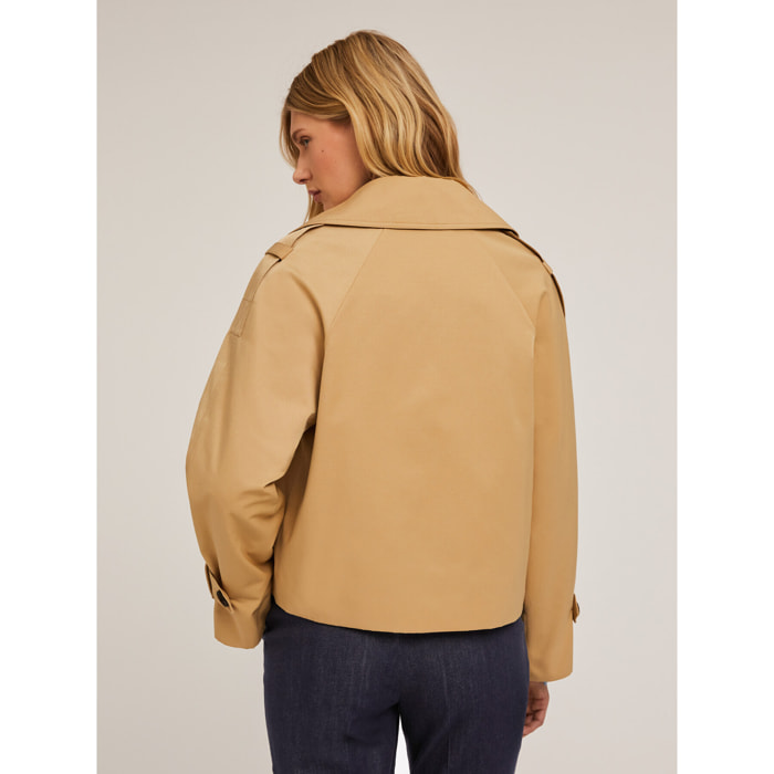 Motivi - Gabardina corta con cierre de doble botonadura - Beige