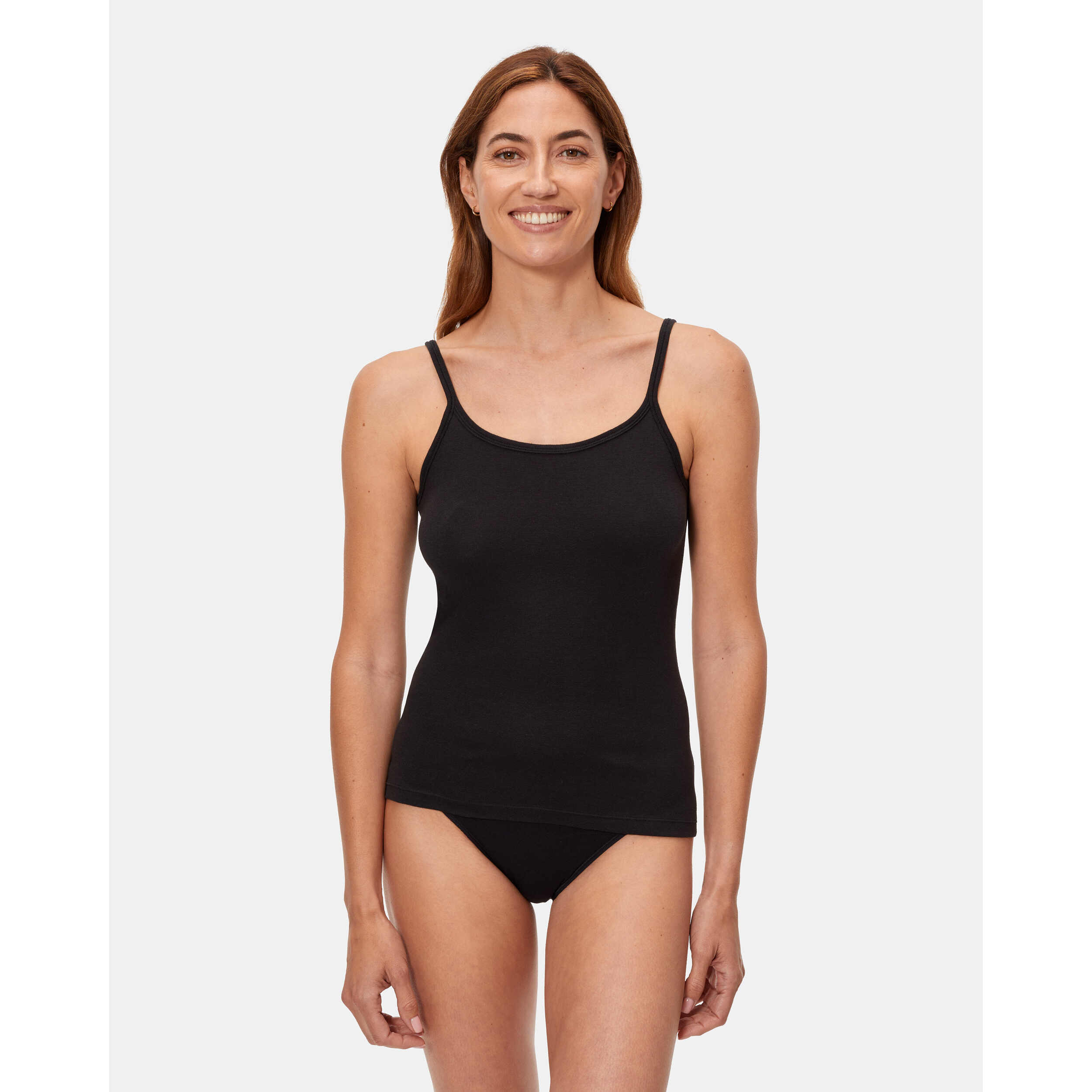 Camiseta de tirantes finos de patrón básico con escote redondo ligeramente escotado