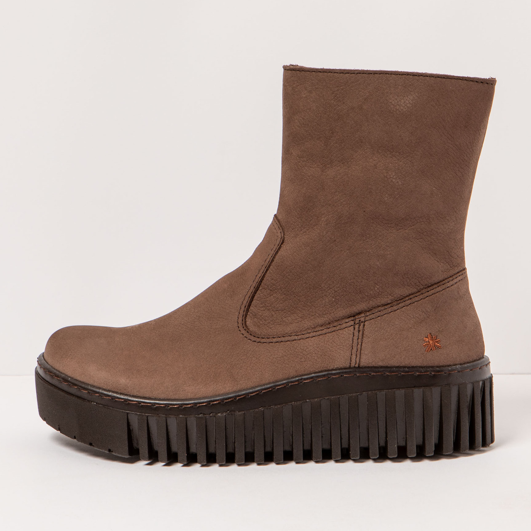 Botines 1531 NOBUCK BROWN/BRIGHTON color Brown
