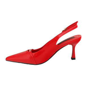 Decolletè slingback verniciate con cinturino