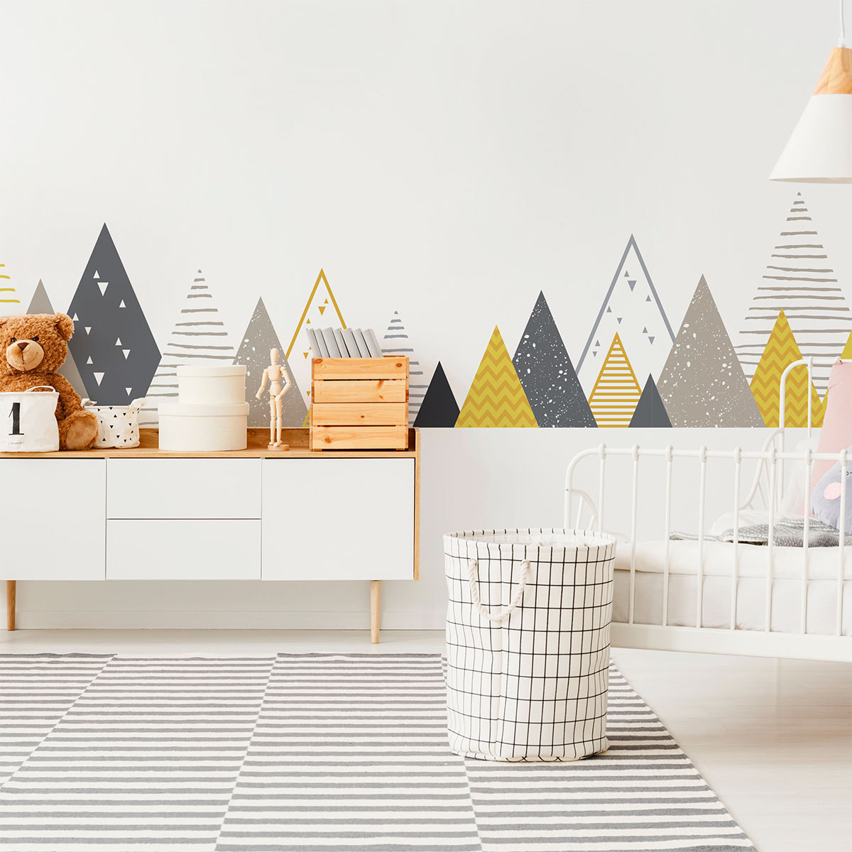 Stickers muraux enfants - Décoration chambre bébé - Autocollant Sticker mural géant enfant montagnes scandinaves AVANKA