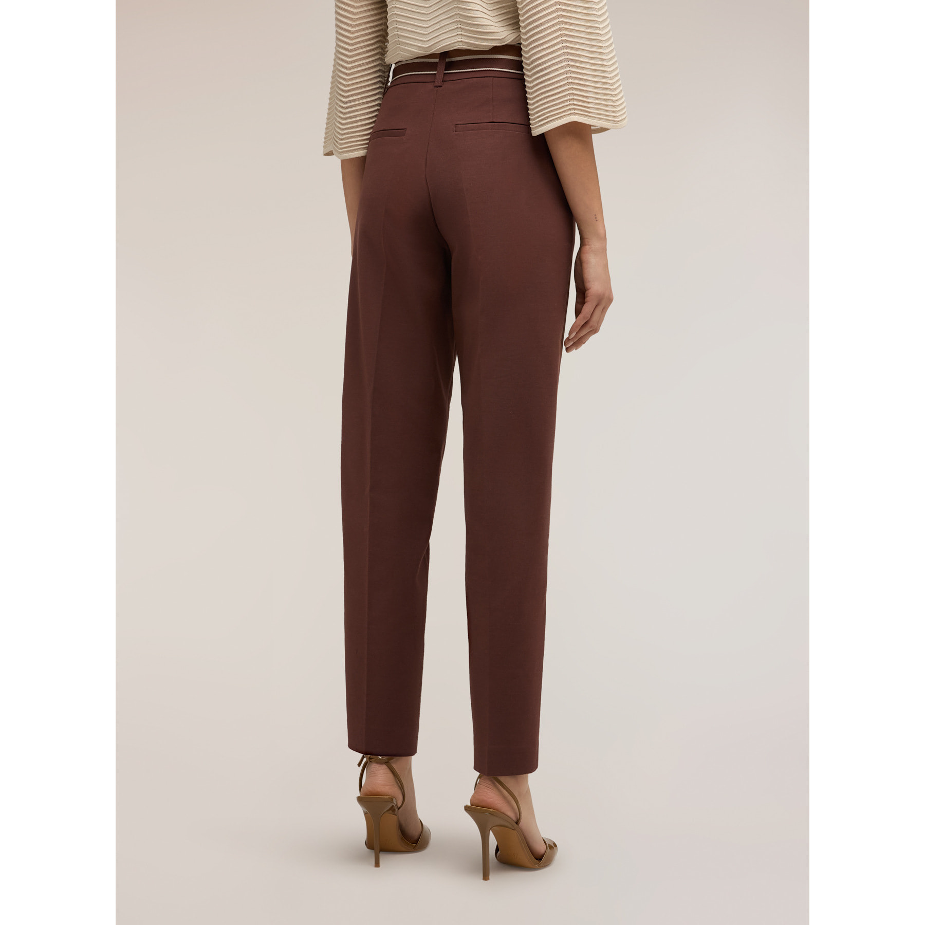 Motivi - Pantaloni regular con cintura - Marrone