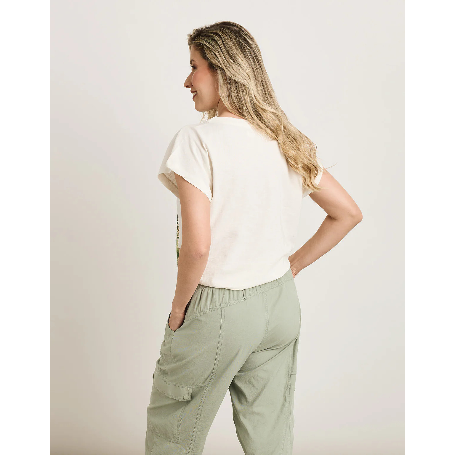 Camiseta Manga Corta Beige - Balmina