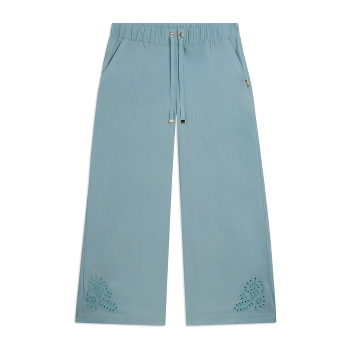 Pantaloni Cropped con Ricamo Floreale al Fondo