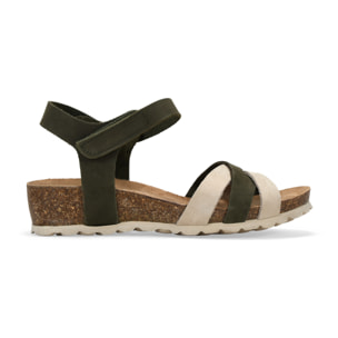 Sandalias verdes con cuña de corcho