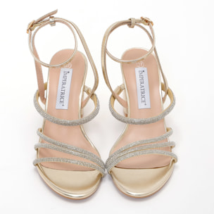 Sandali in simil pelle con tacco comodo e fasce ricoperte di strass