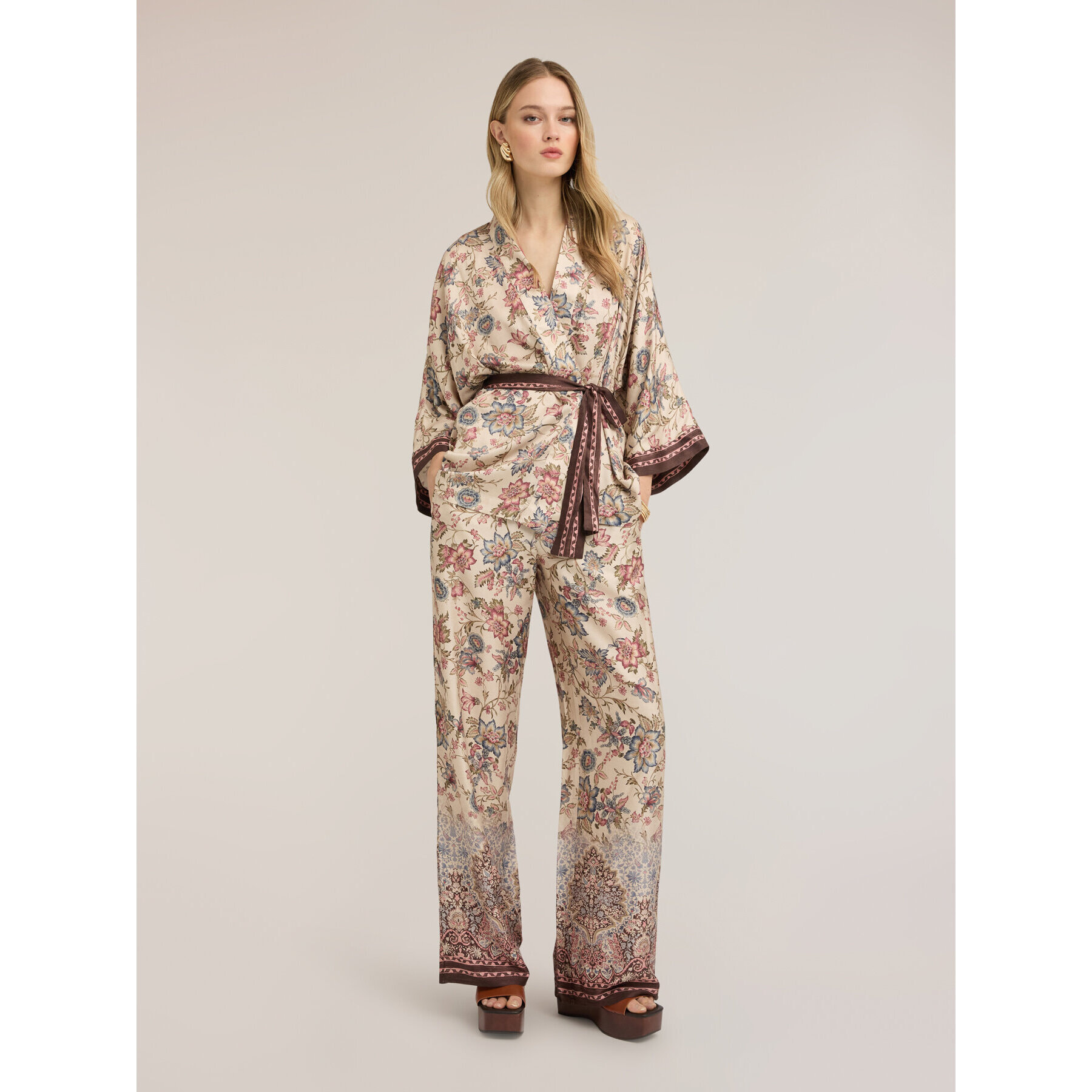Motivi - Camisa kimono de satén con estampado - Rosa cipria