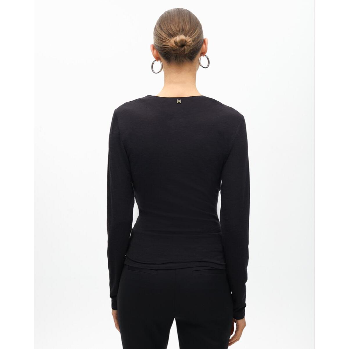 Maglietta in maglia con nodo