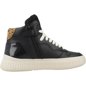 Zapatillas Niña de la marca GEOX  modelo J LAQUINNY GIRL NEGRO