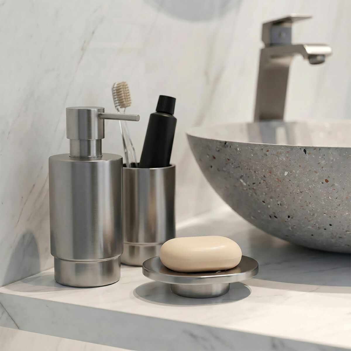 Distributeur de savon Inox NYO Brossé Spirella