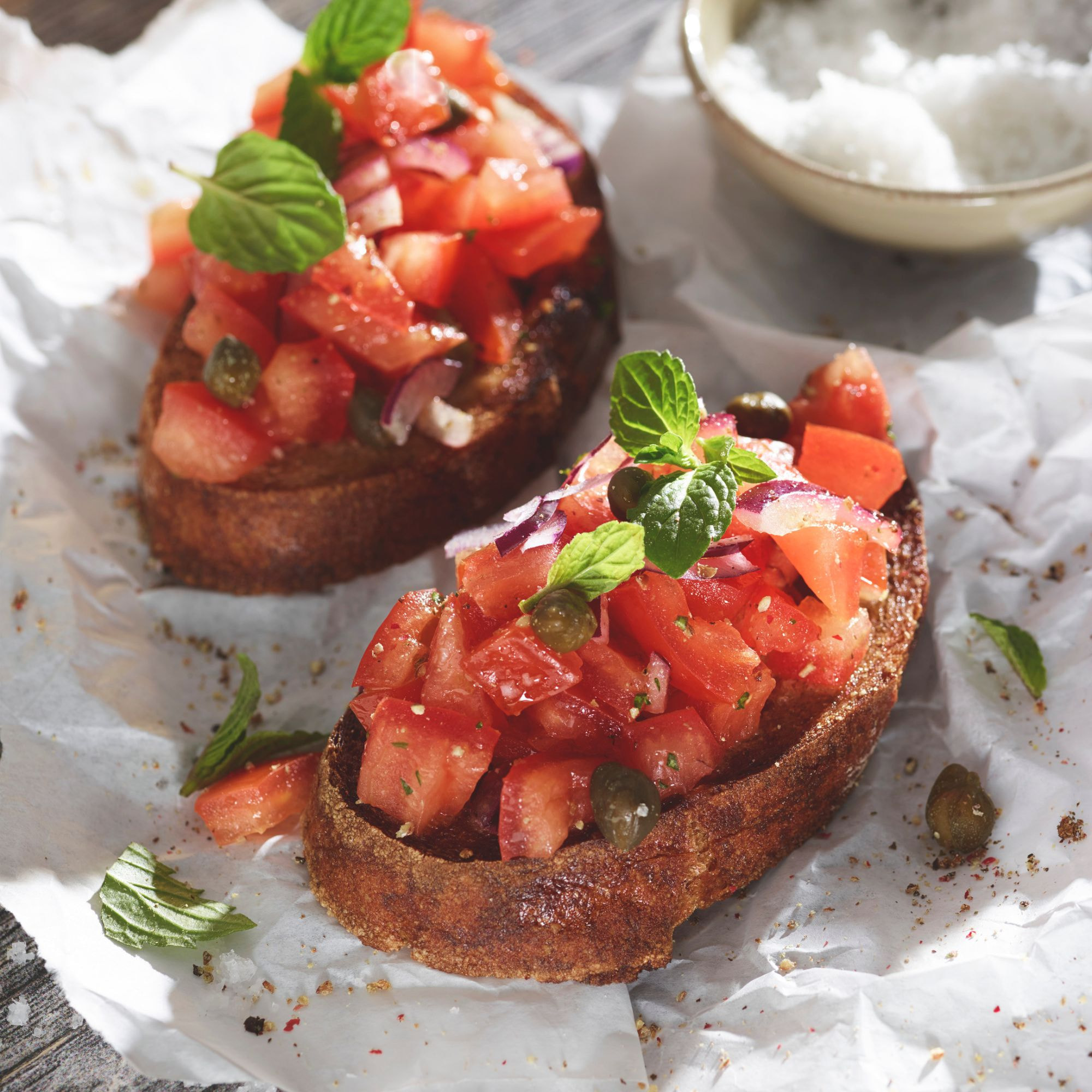 Couteau à pain 20 cm, Tranchant en dents de scie