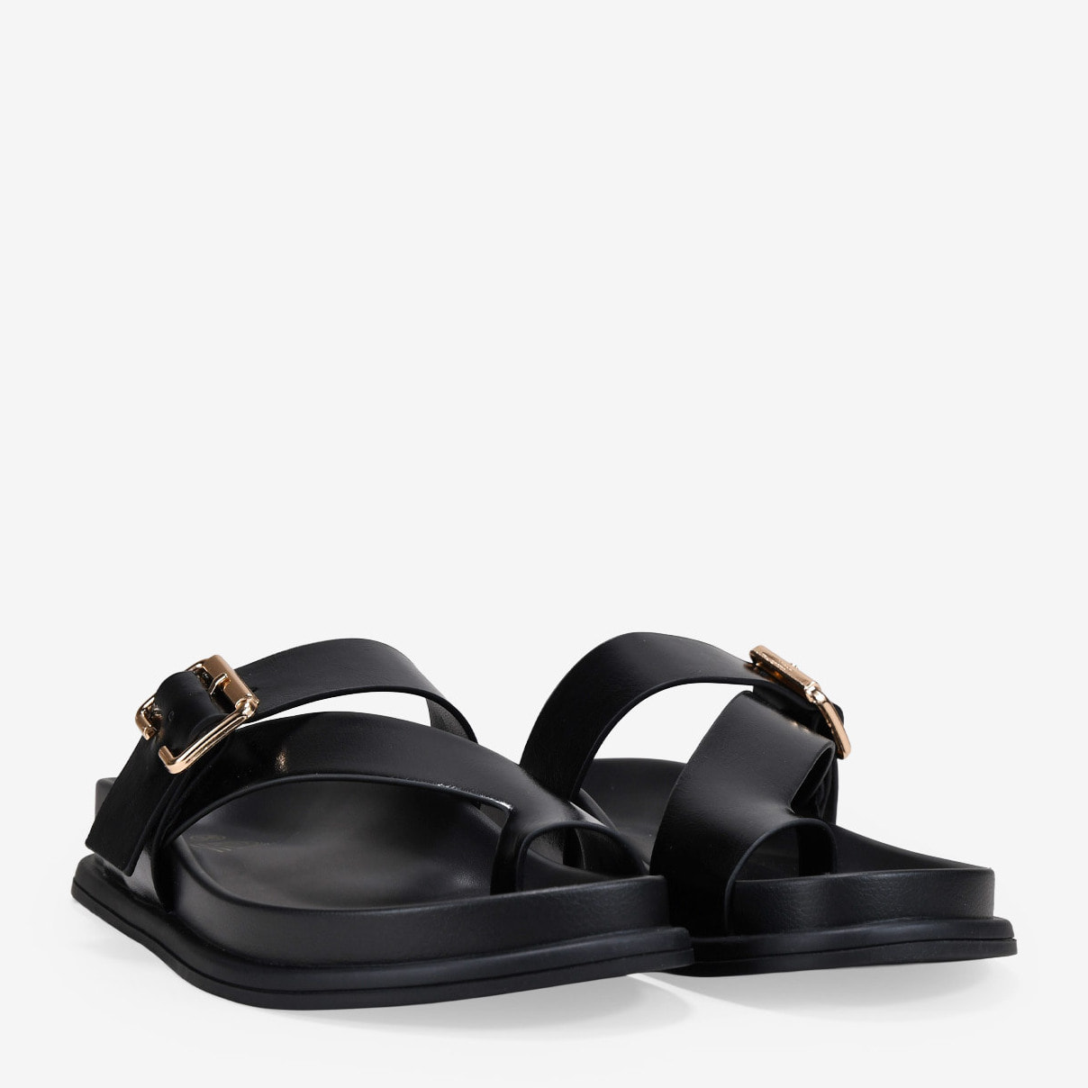 Sandalias de dedo negras con hebilla