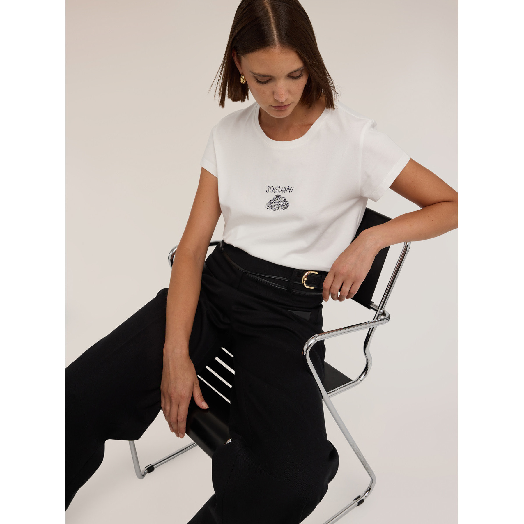 Motivi - Camiseta con letras y aplicaciones de estrás - Blanco