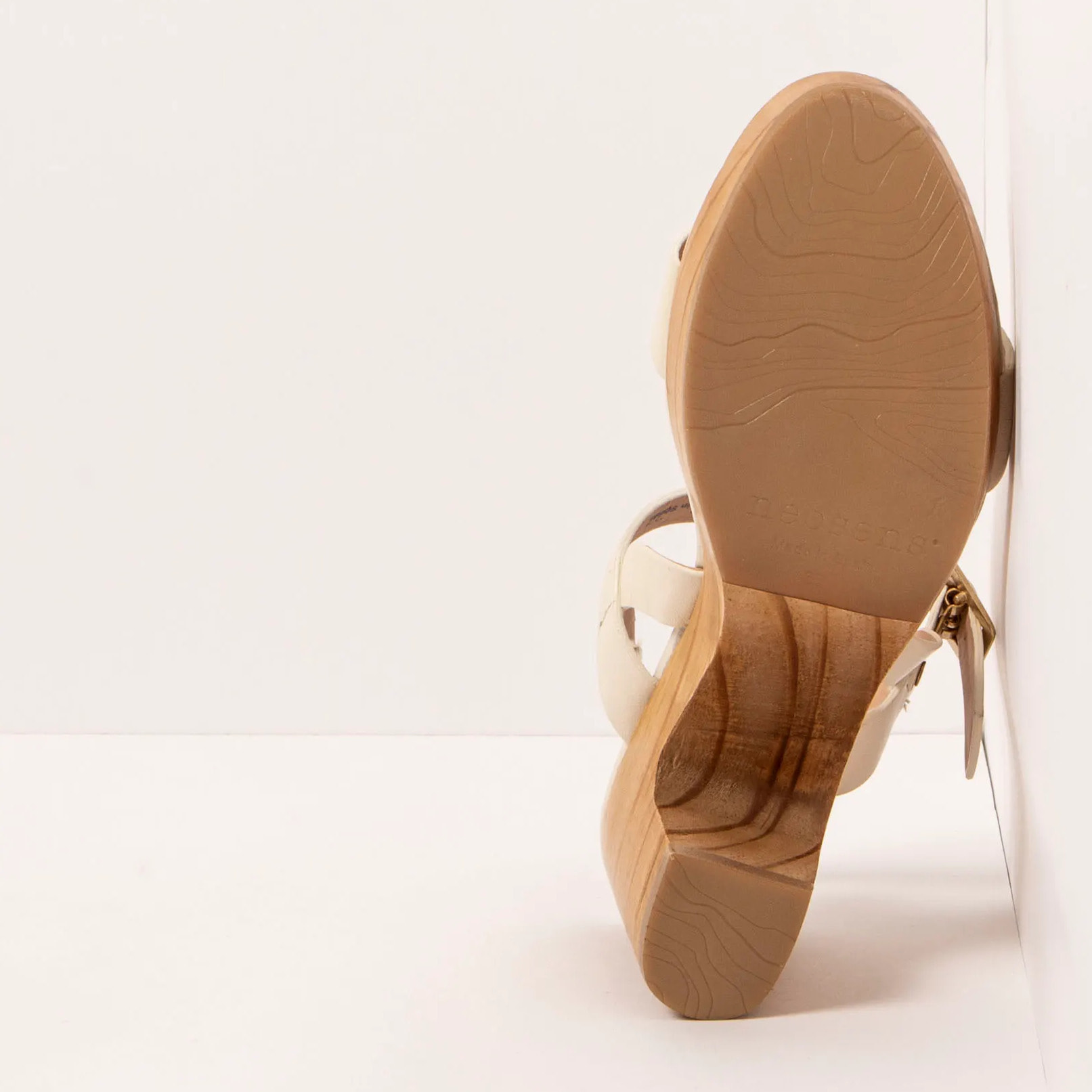 Sandalias con tacón S3272 NAPPA CREAM/ ST.LAURENT SANDAL color Cream