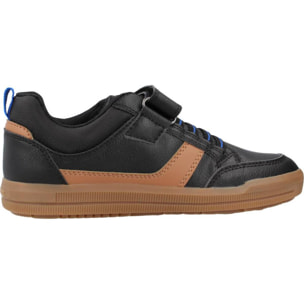 SNEAKERS GEOX J ARZACH B .