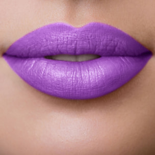 LIP SHOT Rossetto satinato dalla texture leggera ed avvolgente