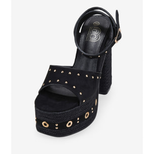 Sandalias de tacón negras con esparto y tachas