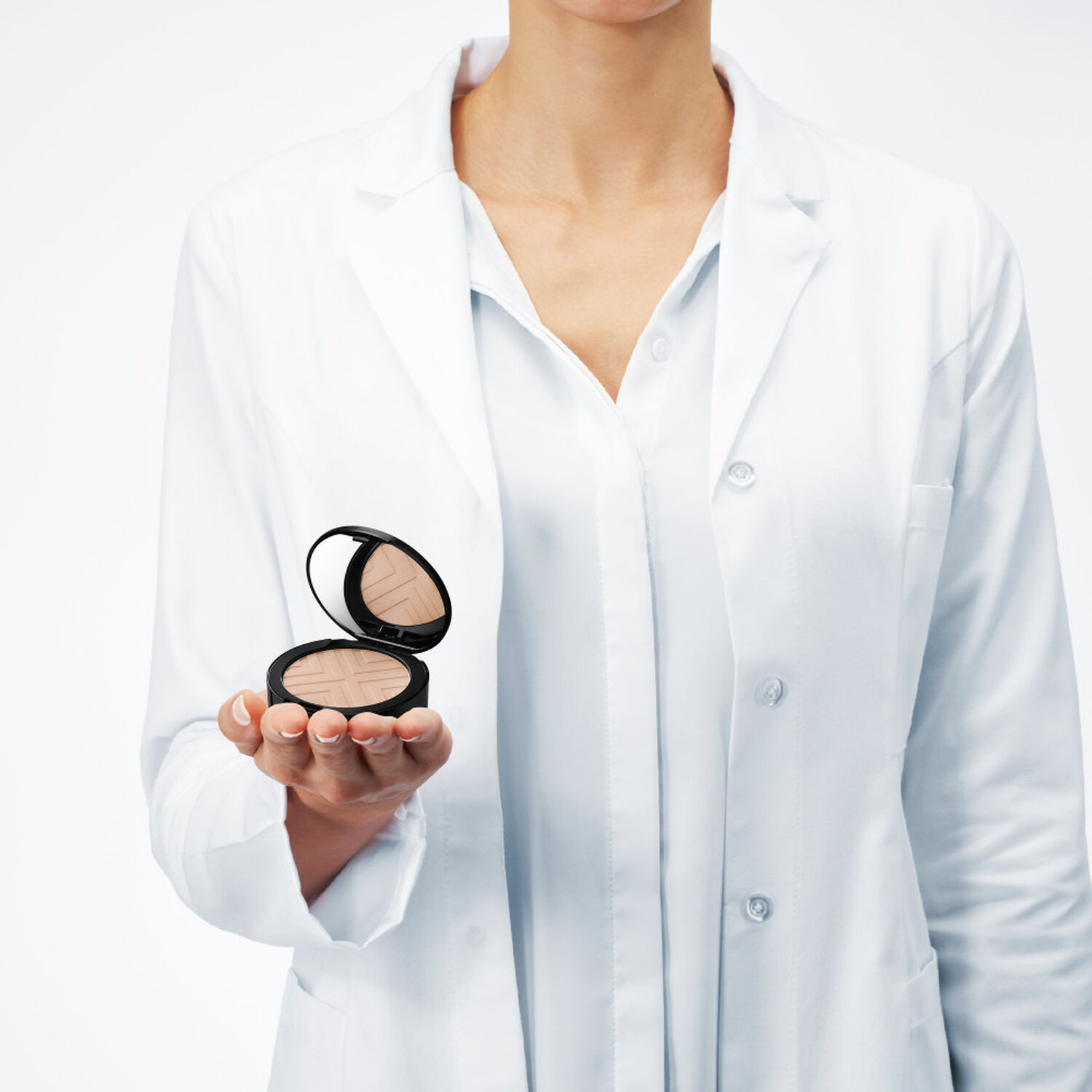 N°25 NUDE - Fond de Teint Poudre Compacte 9,5 g