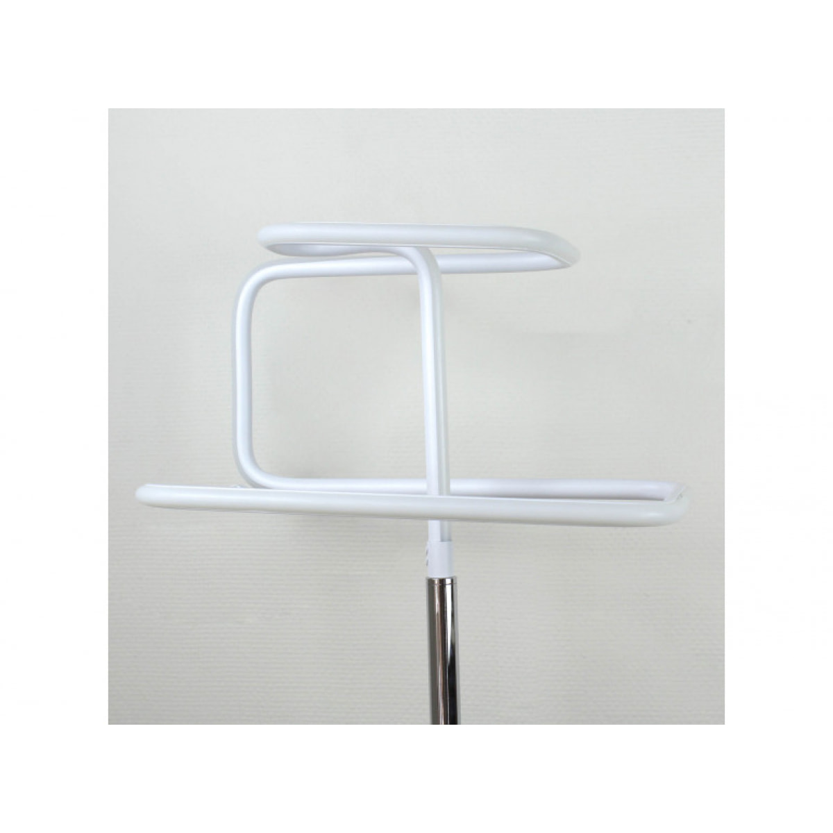 Lampadaire design et original LED angulaire - SPOK
