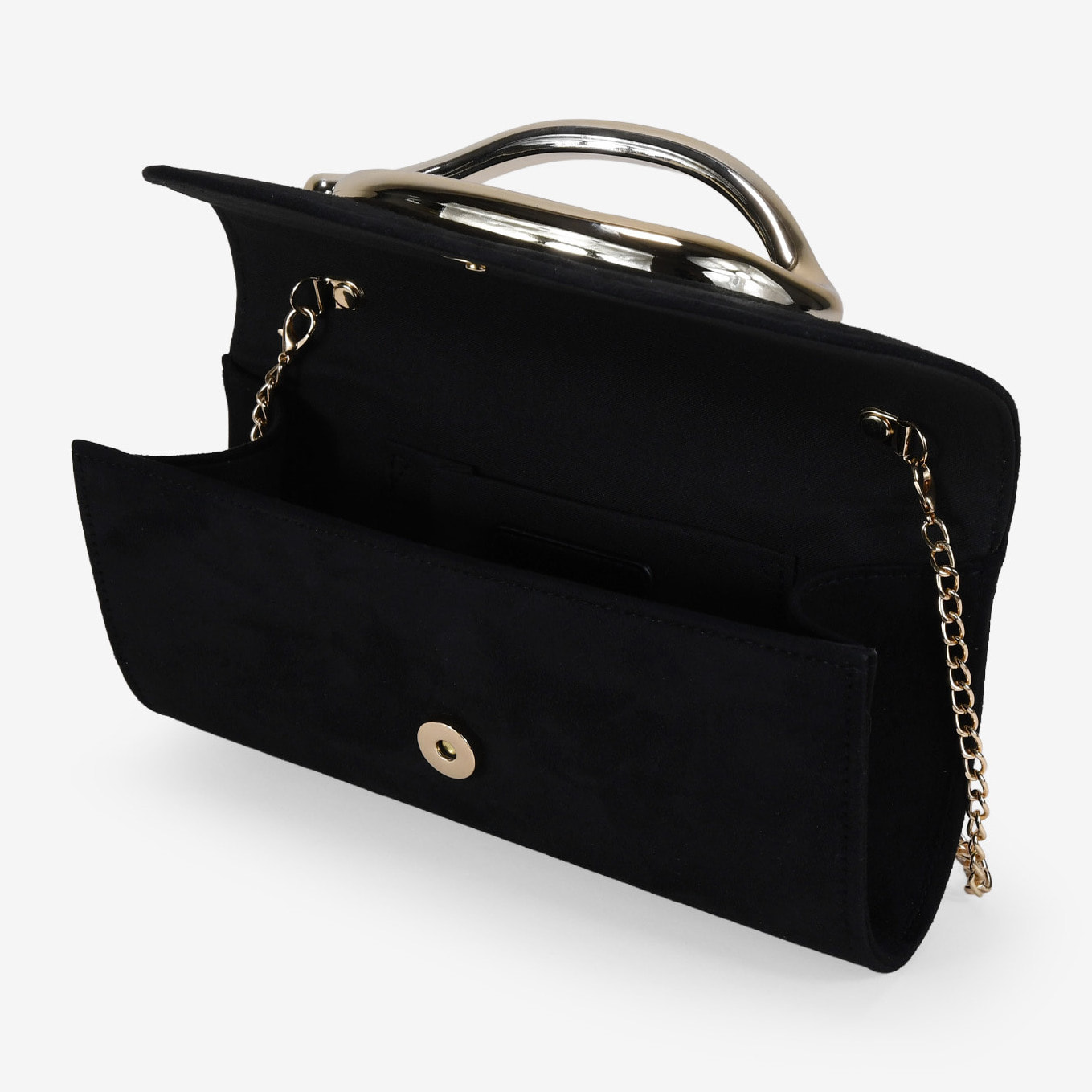 Bolso clutch negro con asa de metal