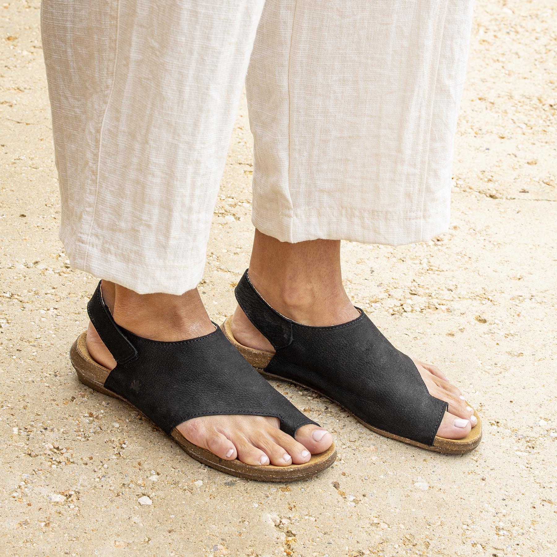 Sandalias N5559 NOBUCK CREAM / WAKATAUA color Cream