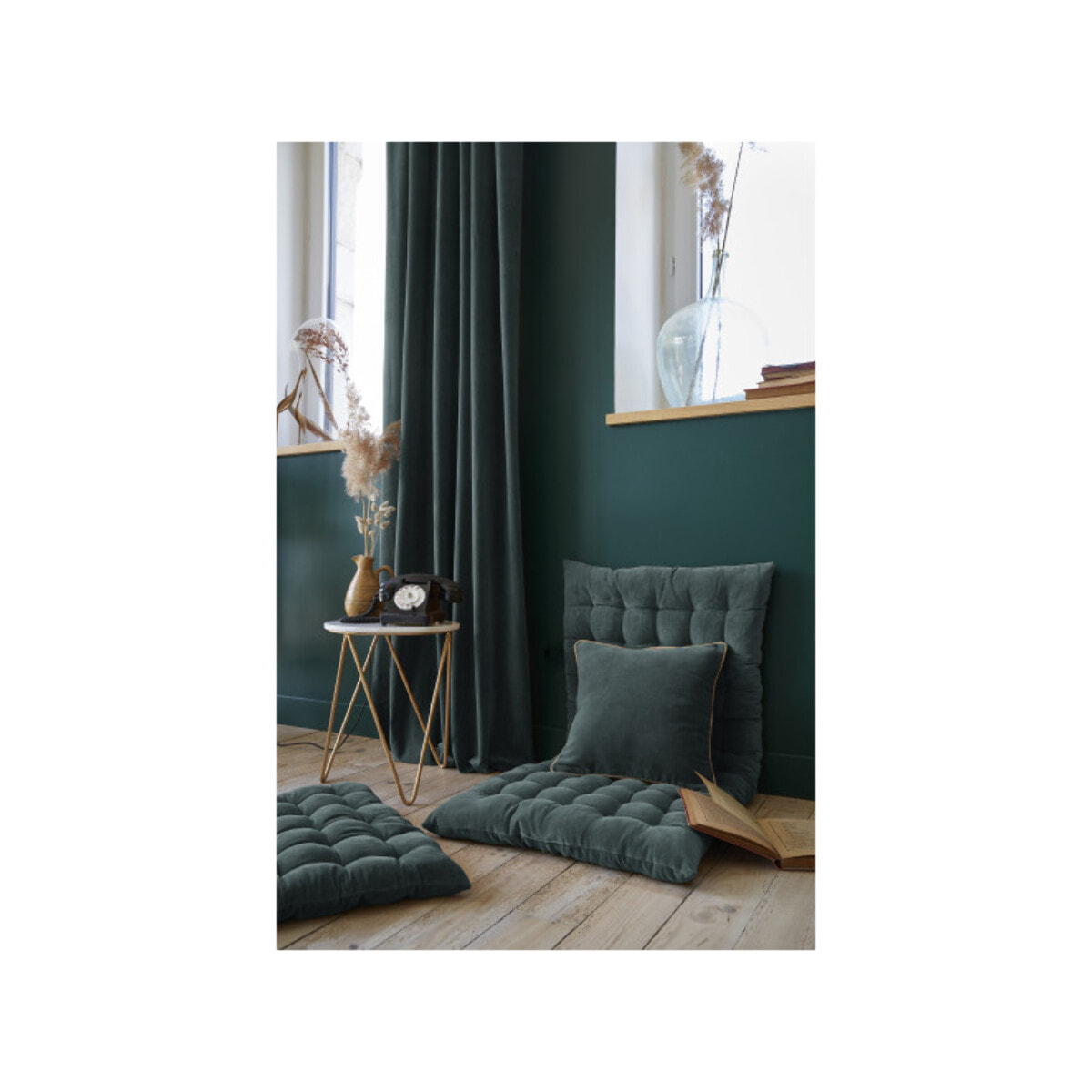 Coussin 45 x 45 cm en velours de coton et passepoil en jute - CESAR