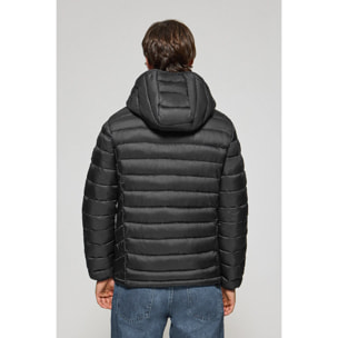 Chaqueta ultralight negra Corey de capucha extraíble y bordado PC